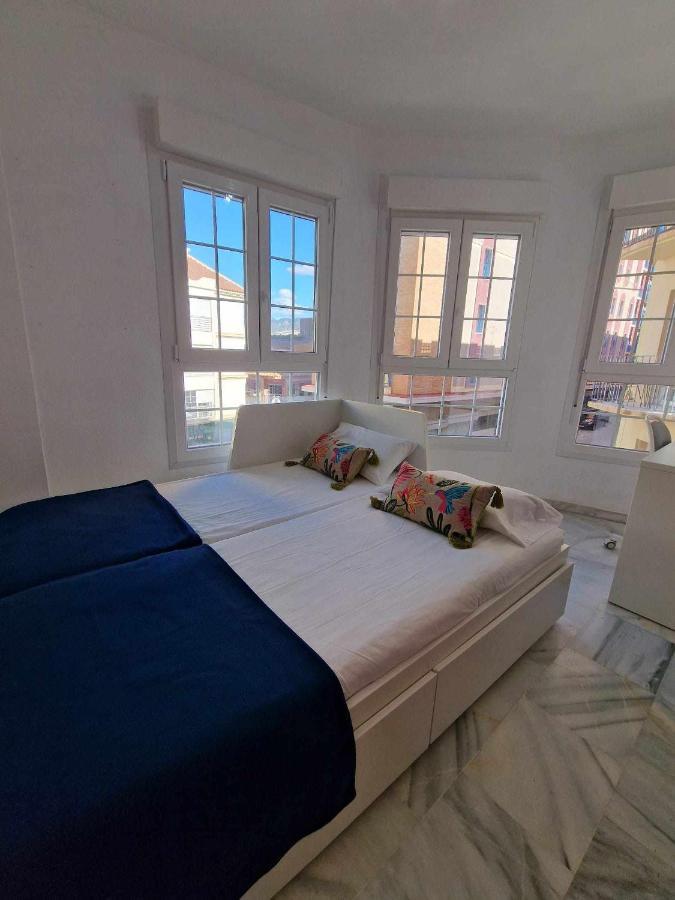 Atico Moderno Con Terraza Privada En Centro Apartment